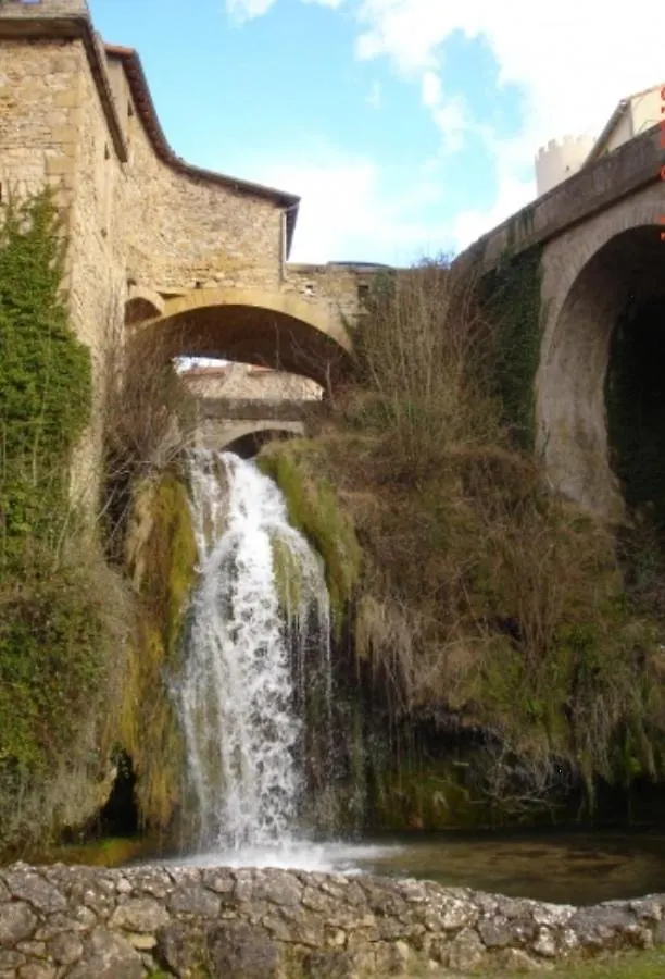 Chambre Au Calme Avec Spa Privatif Gratuit Sud Aveyron Les Palmiers Des Causses Saint-Rome-de-Tarn Отель типа 
